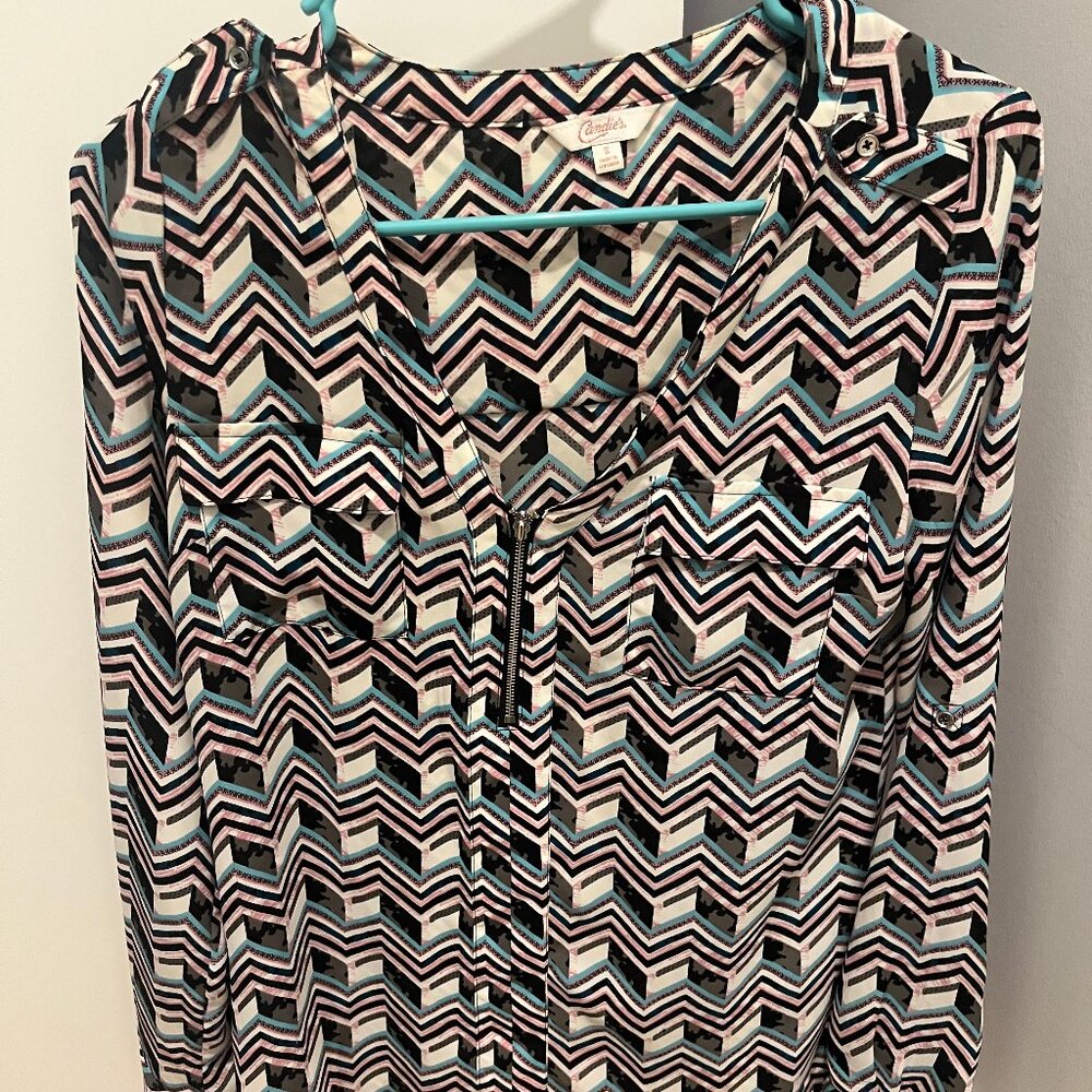 Candie's Women's Long-Sleeve Chevron Blouse - Multicolor